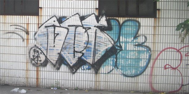 4 4